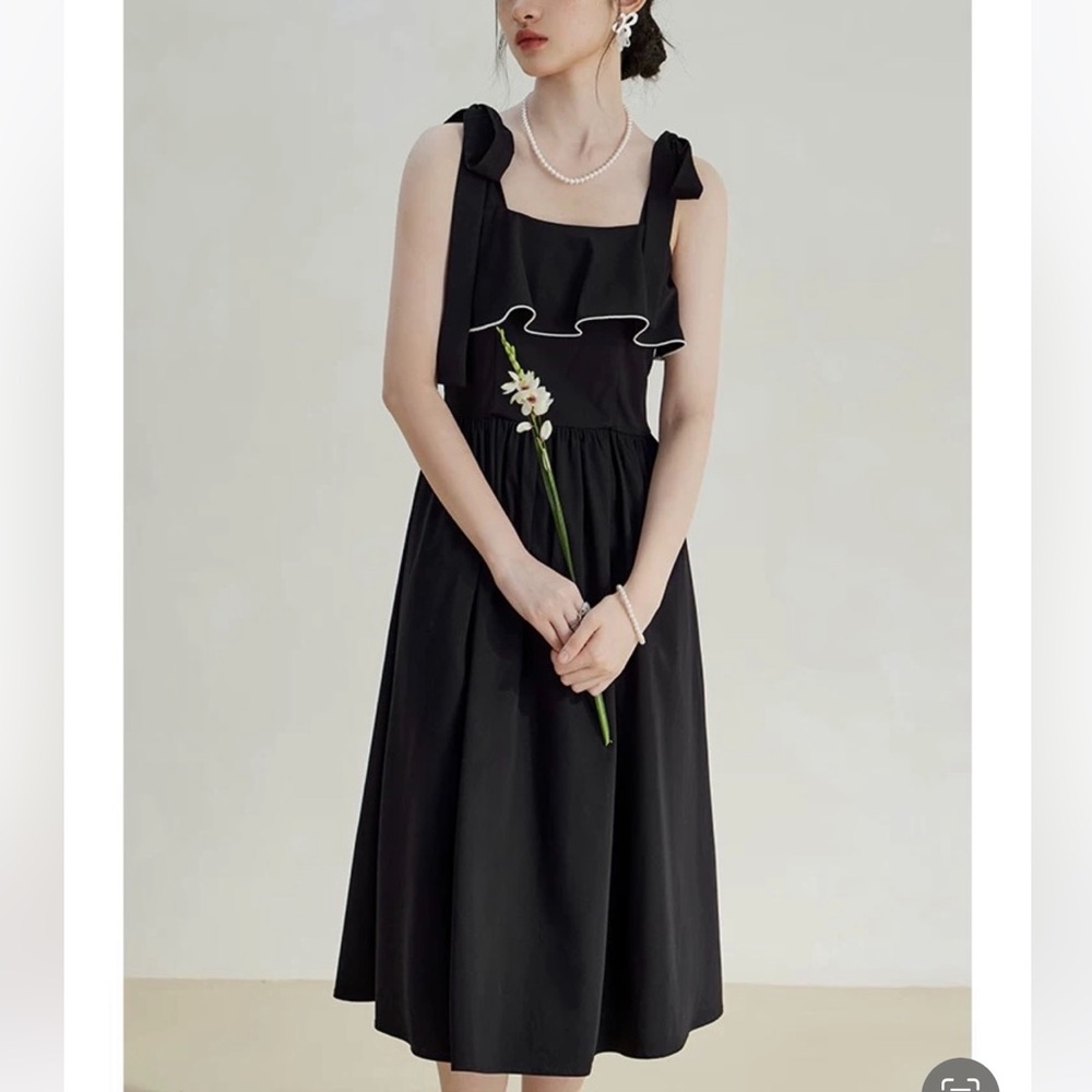Japanese Black White Ruffle Minimalist Ribbon Bow Tie Sleeveless Midi Dress